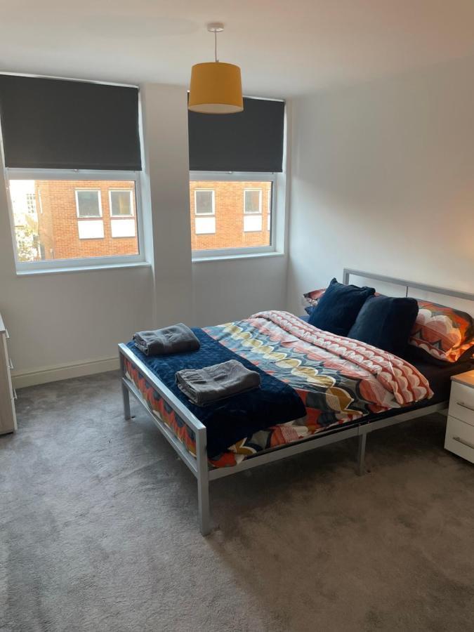 دربي #0202 One Bedroom Serviced Apartment-Free Parking المظهر الخارجي الصورة